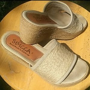 SALE⏳Sbicca Hand Made in California Wedges 5 Reg